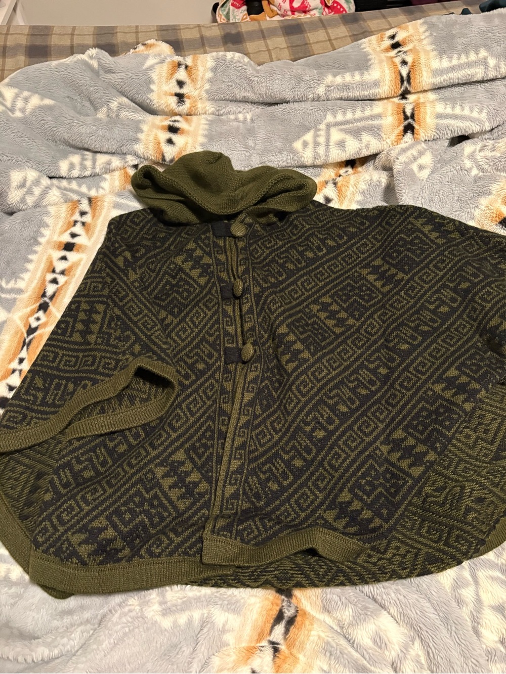 Alpaca Warehouse Olive and Black Hooded Patterned Knit Cape
